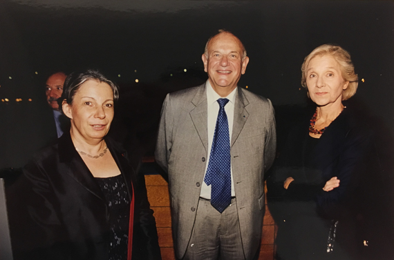 Octobre 2005  Réception sur une péniche sur la Seine pour le départ de Monsieur LAJUGIE