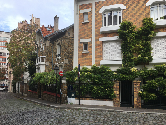 22 octobre 2019 - L'habitat social du XIXe siècle à nos jours. Quartier de la Mouzaïa aux Buttes Chaumont à Paris XIXe